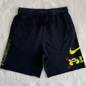 Nike Athletic Catching Air Alumni Fleece Sweat Shorts Men Small Black Neon